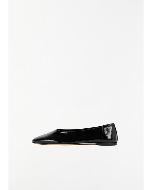 Totême White Slip Patent Leather Ballerinas