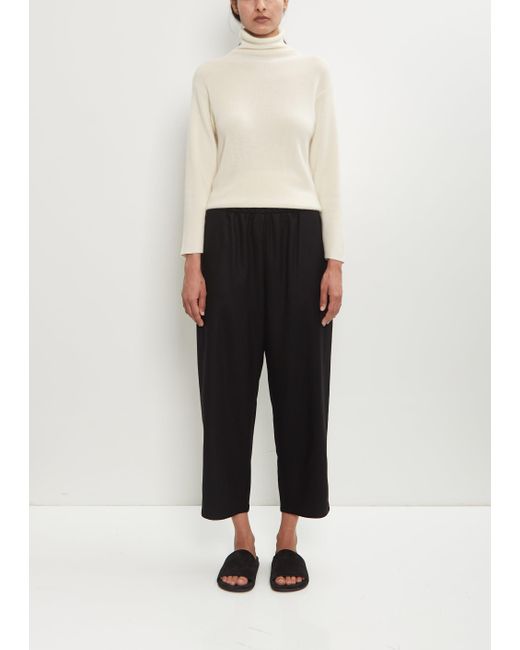 Dusan White Wool Flannel Carrot Pants