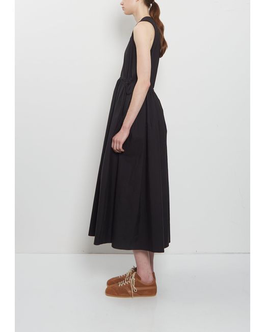 Apuntob Black Cotton Pleated Sleeveless Dress