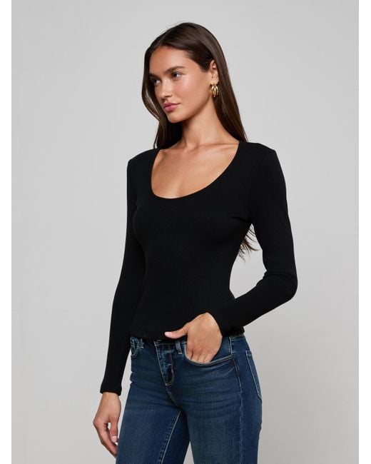 T-Shirt À Encolure Dégagée Scarlet, Noir L'Agence en coloris Black