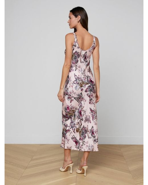 Robe Longue En Satin Akiya, Rose Pâle À Imprimé Jungle Papillons Coloré L'Agence en coloris Multicolor
