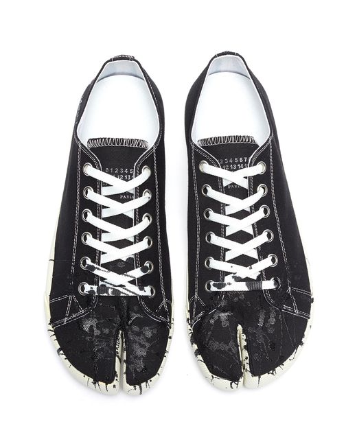 Maison Margiela 'tabi' Paint Splatter Canvas Sneakers in Black for Men