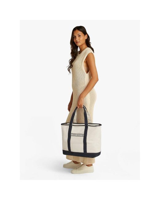 Bolso tipo tote SUMMER CANVAS Tommy Hilfiger de color Metallic