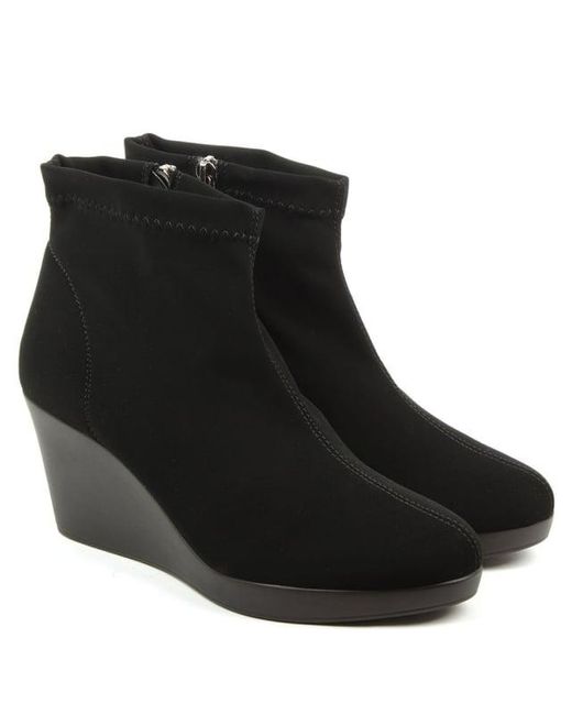 solid wedge ankle boots