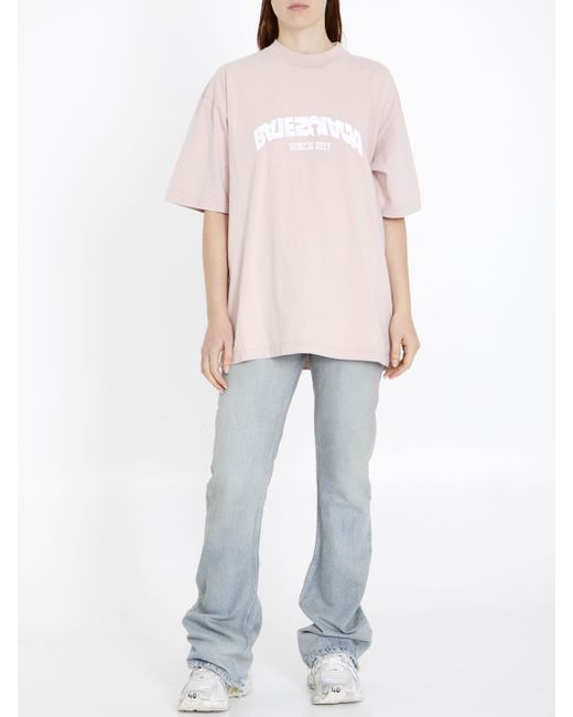 Balenciaga fit store