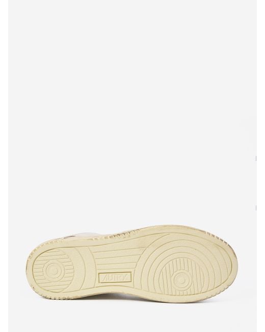 Autry Natural Medalist Low Super Vintage Sneakers for men