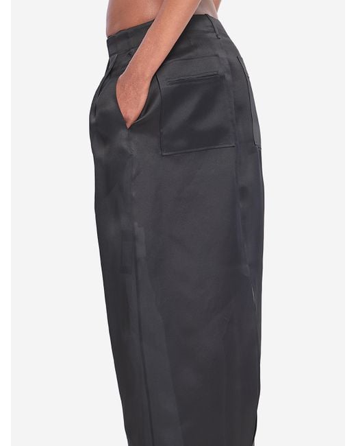 Gonna Lucian di Khaite in Black