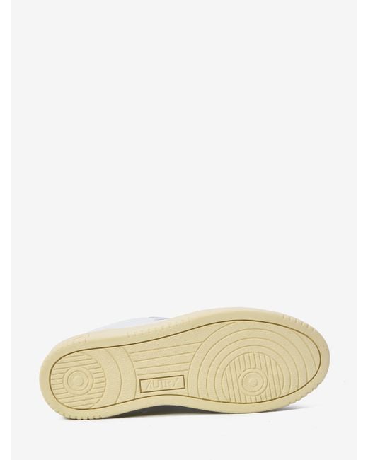 Autry White Medalist Low Sneakers