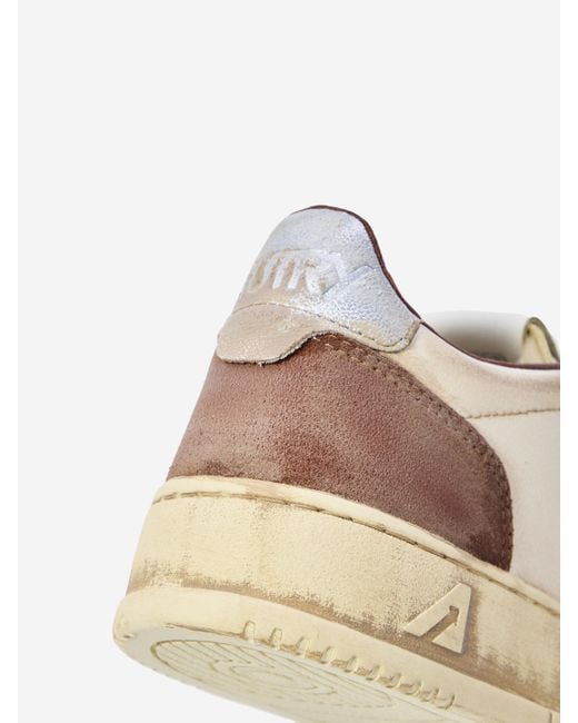 Autry Natural Medalist Low Super Vintage Sneakers for men