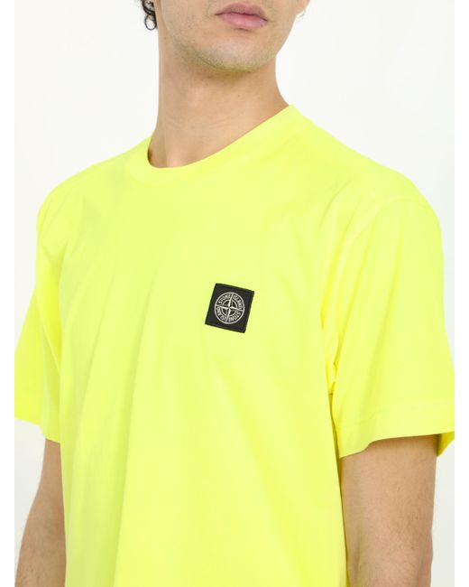 T-shirt in cotone di Stone Island in Yellow da Uomo