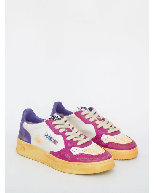 Autry Medalist Super Vintage Sneakers in Pink | Lyst Canada