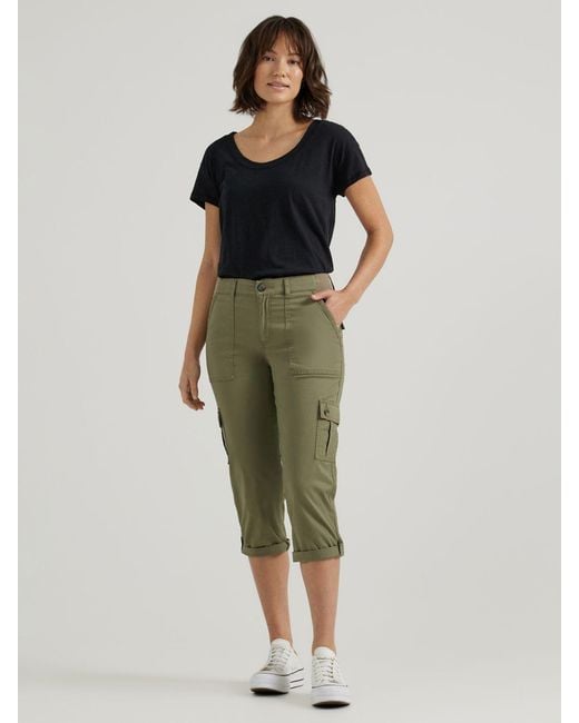 Lee Jeans Ultra Lux Comfort Flex-to-go Relaxed Fit Cargo Capri in Green