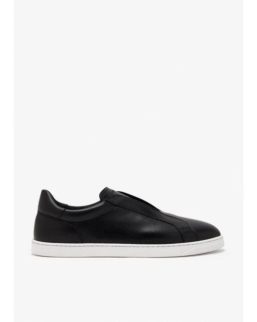 Magnanni Men's Black Slip-On Sneakers