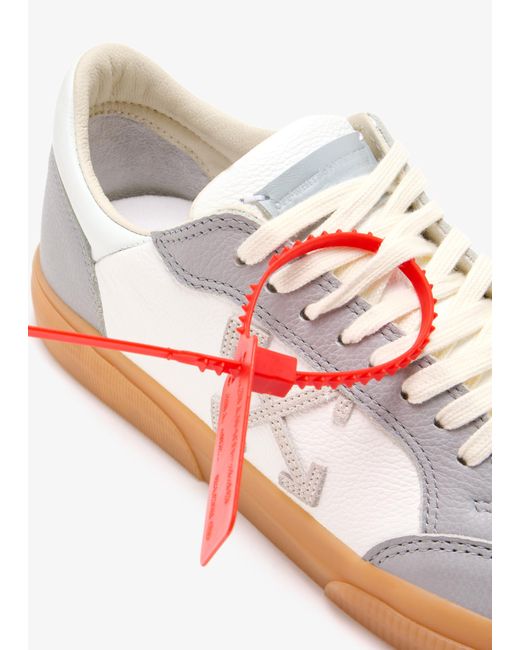 Off-White c/o Virgil Abloh Red New Low Vulcanized Sneakers for men