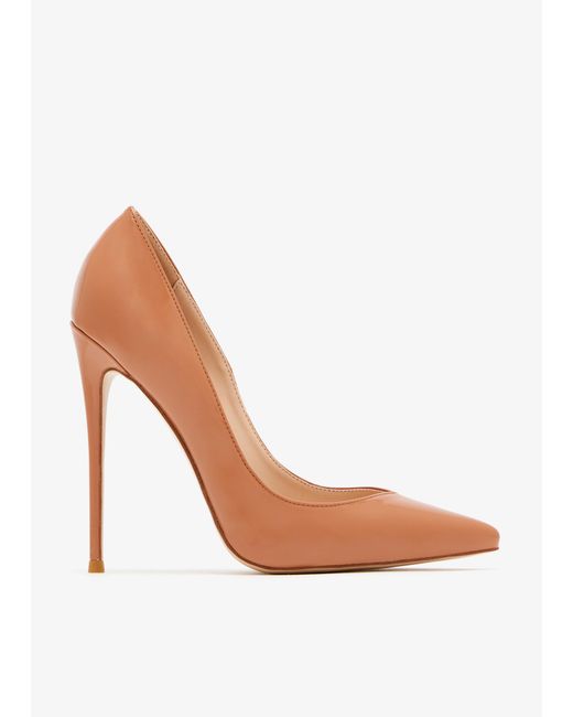 Femme LA White Rum Pumps