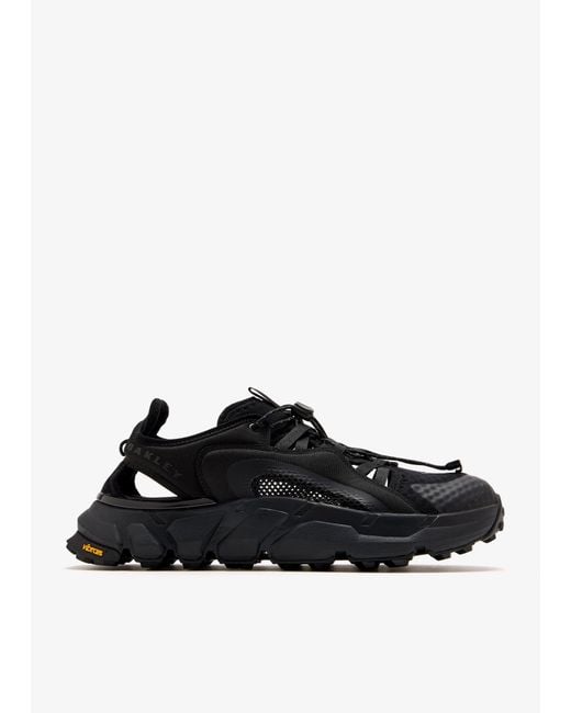 Oakley Aquaterra Hybrid Sneakers in Black for Men | Lyst