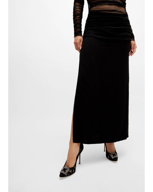Manolo Blahnik Black Hangisi Lace Pumps