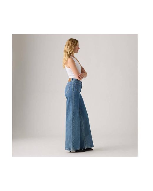 Jeans 728 A Vita Alta Con Gamba Ampia di Levi's in Blue