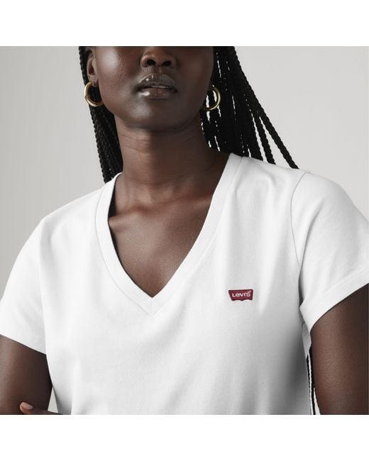 Levi's Het Perfect T Shirt V Hals in het Black