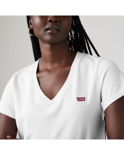 Levi's Het Perfect T Shirt V Hals in het Black