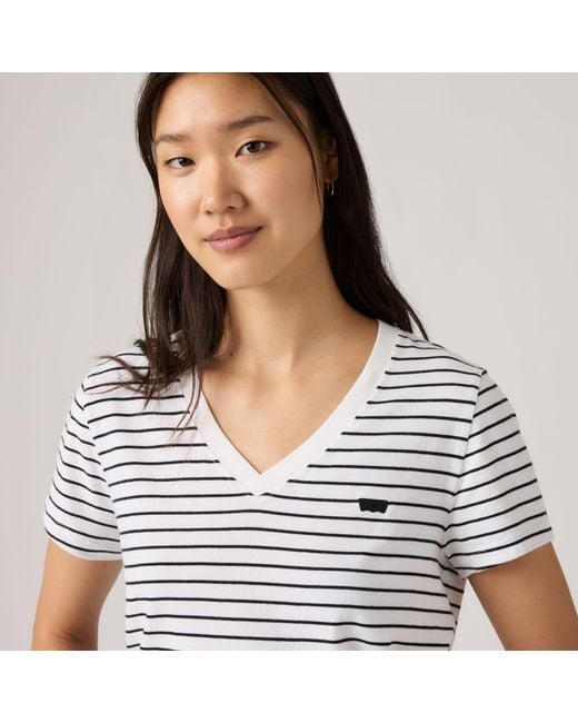 Levi's White Favorite Cotton V Neck Tee