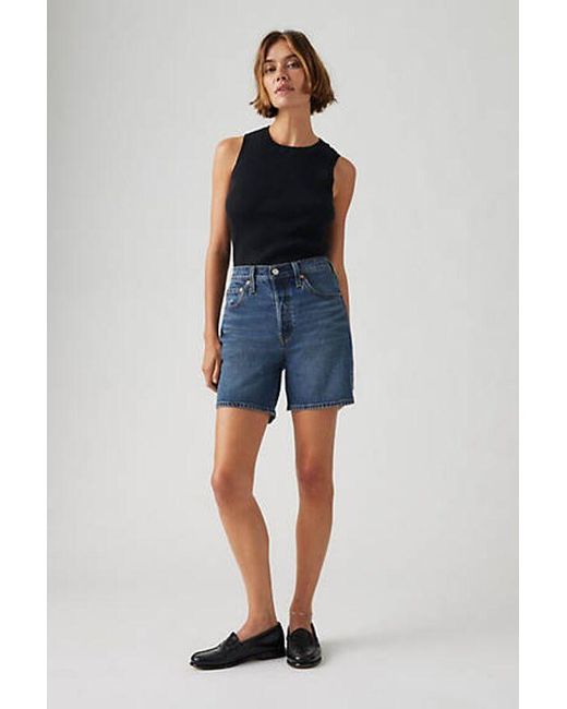 Short Di Jeans 501 Original A Vita Alta A Metà Coscia di Levi's in Blue