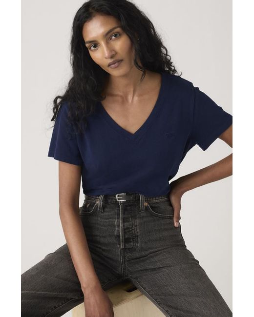 Levi's Blue Favorite Cotton V Neck Tee