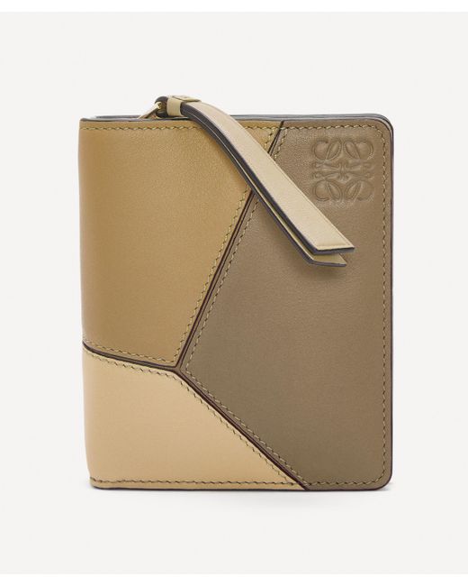 Compact women's wallet deals