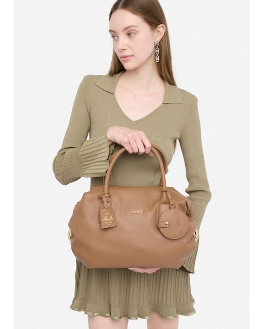 Liu Jo Sac Grand Format Avec Charm Liu Jo en coloris Brown