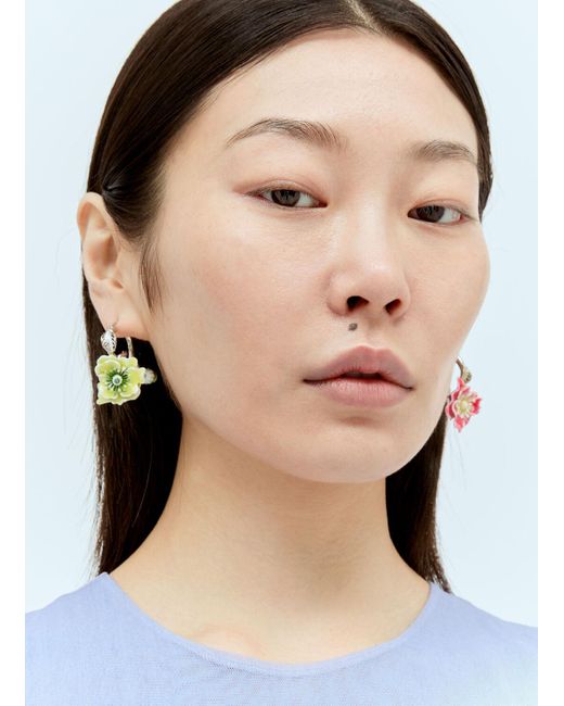 Acne Natural Flower Earrings