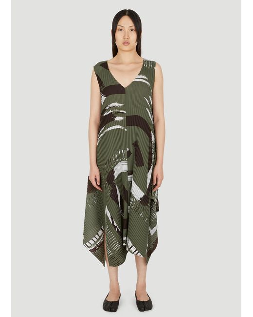 Issey Miyake Synthetic Doro Pleats Dress in Green | Lyst