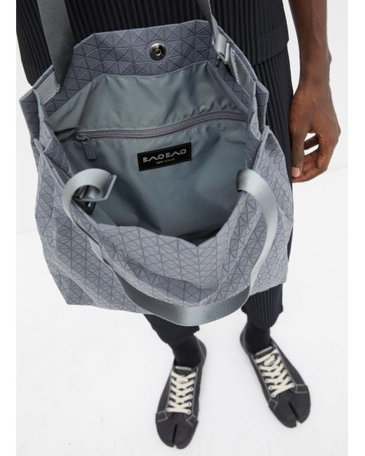 Issey Miyake Cart S One-tone Tote Bag in Gray for Men | Lyst