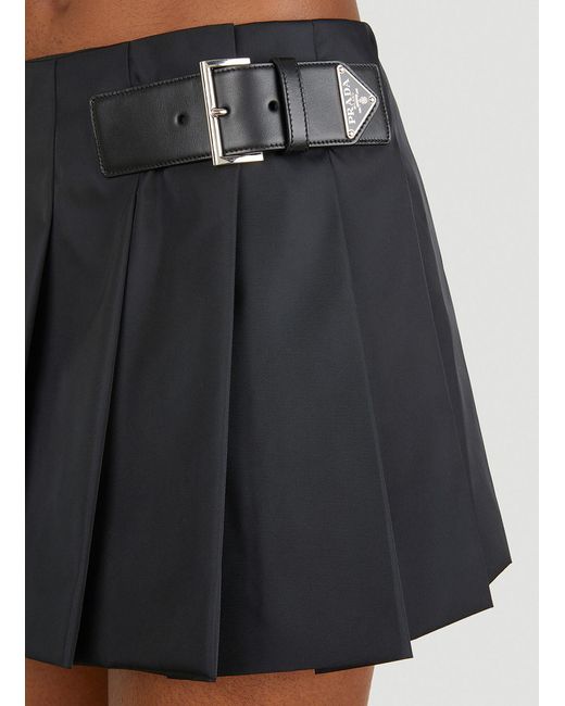スカート Prada Black mini skirt in Re-Nylon Black Re-nylon Miniskirt | PRADA
