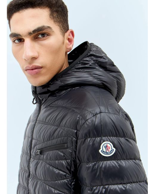 Moncler Gray Levanter Short Down Jacket for men