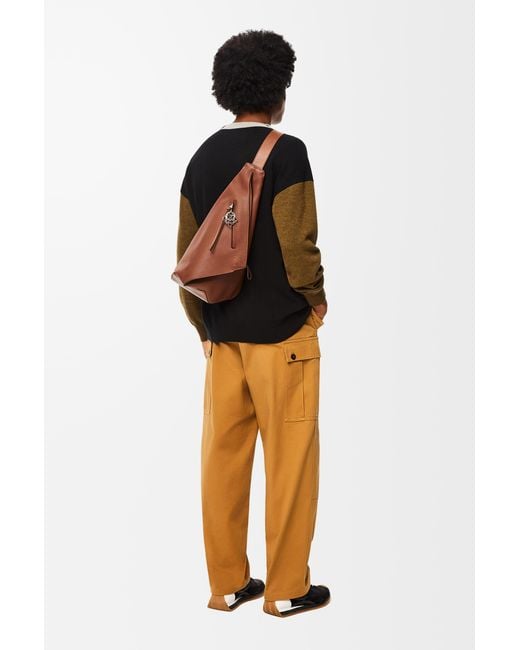 Loewe White Anagram Keyring Mujer