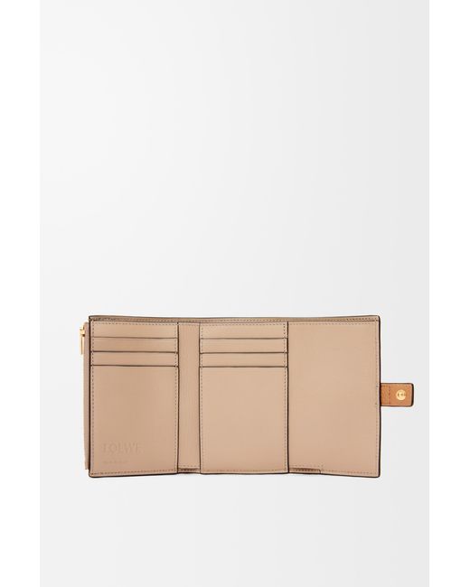 Loewe White Small Vertical Wallet In Soft Grained Calfskin