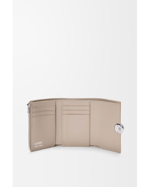 Loewe White Pebble Small Vertical Wallet