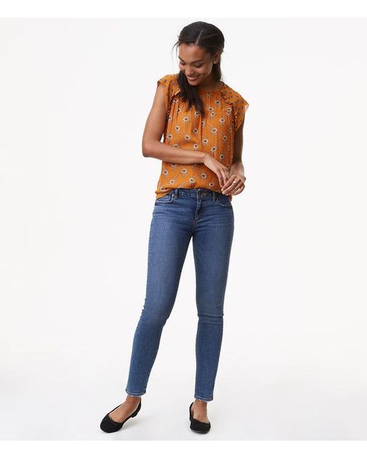 Skinny jeans petite curvy Petite Bandolino Mandie jeans with a 5-pocket styling feature belt loops, a button zip fly front, a skinny leg, and an embroidered back pocket design. 28 inch inseam. 86% Cotton, 13% Polyester, 1% Spandex.
