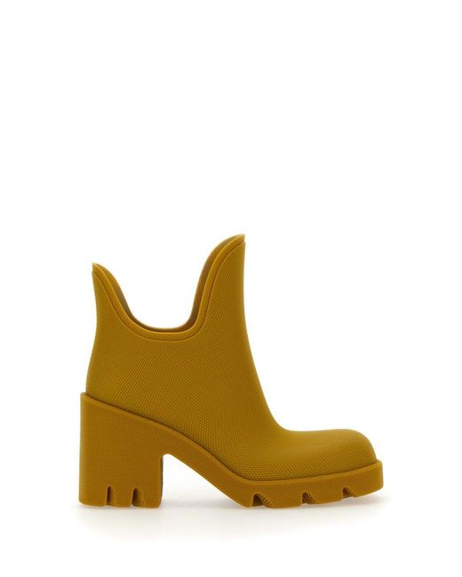 Burberry Natural Classic Boots