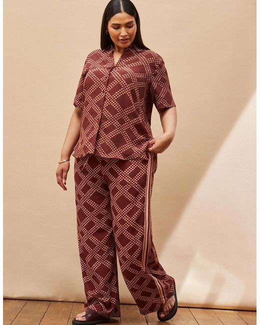Live Unlimited London Brown Geo Print Wide Leg Trouser