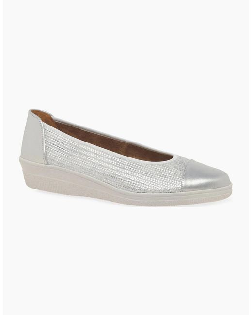 Gabor White Petunia Accent Low Heeled Pumps