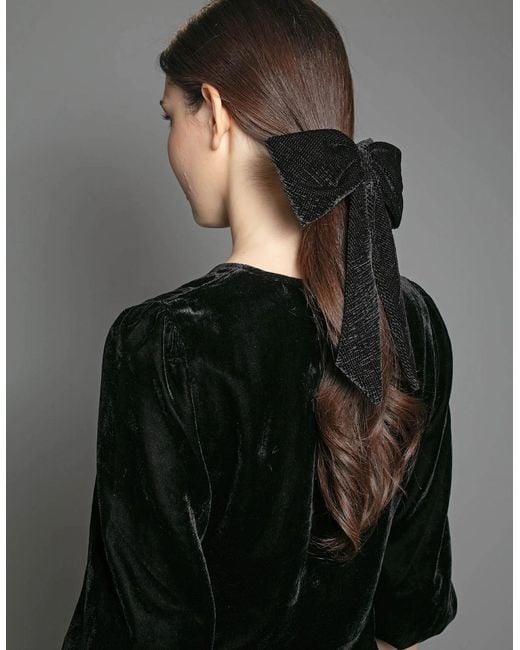 Nooki Design Black Crinkle Velvet Bow