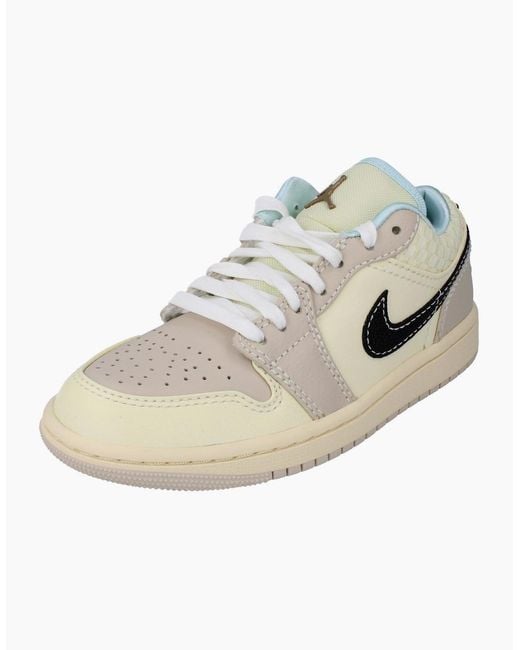 Nike White Air Jordan 1 Low Se Trainers Hq3440 101