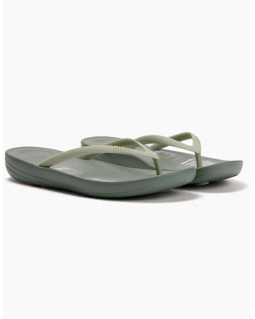 Fitflop Green Iqushion X Pantone Flip-Flops
