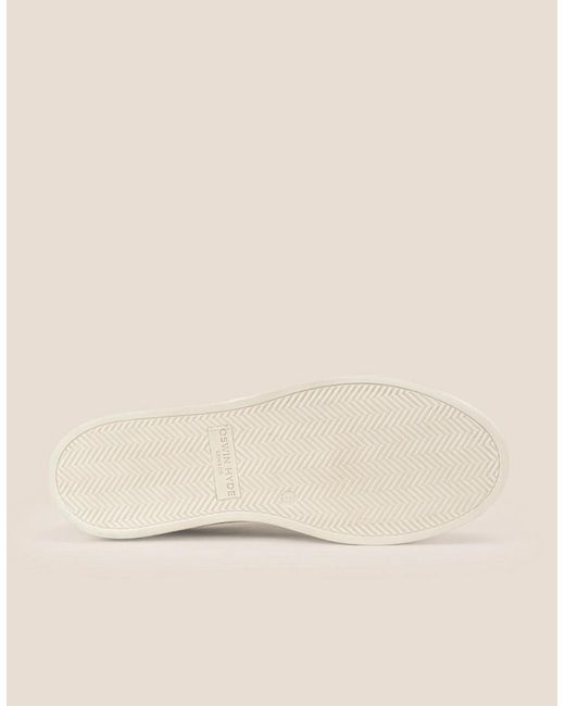 Oswin Hyde Brown Scout Tan for men