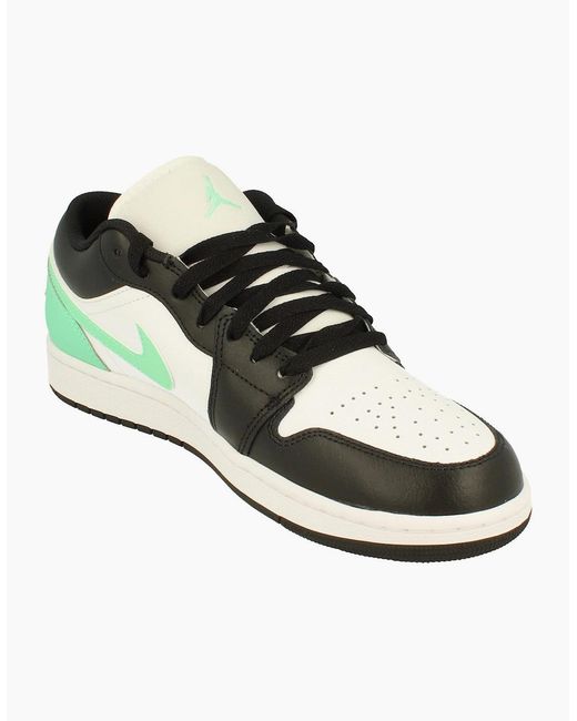 Nike White Air Jordan 1 Low Trainers 553558 131 for men