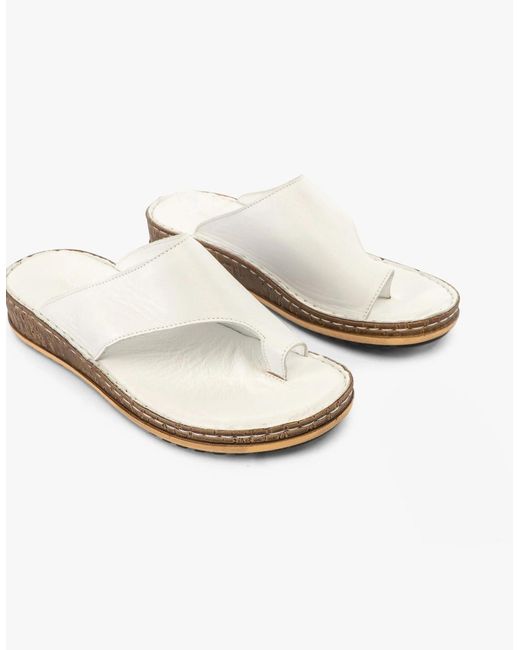 Hush Puppies White Elissa Toepost Sandals