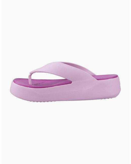 CROCSTM Purple Getaway Platform Flip Toe Post Sandals