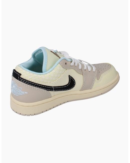 Nike White Air Jordan 1 Low Se Trainers Hq3440 101