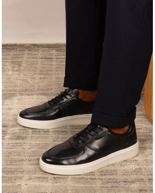Oswin Hyde Black Scout for men